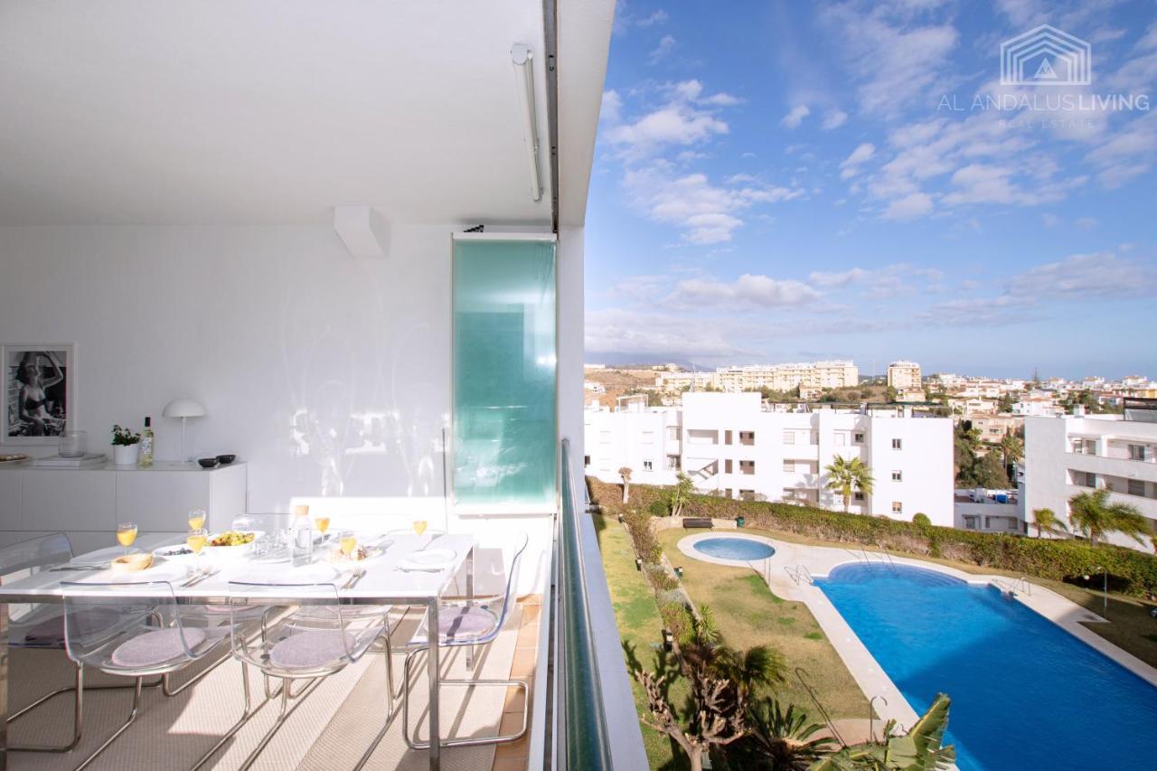 Scandinavian Style Apartment With Amazing Sea Views And South West Facing Sunny Terrace In Miraflores Walking Distance To The Beach! Málaga Exterior foto